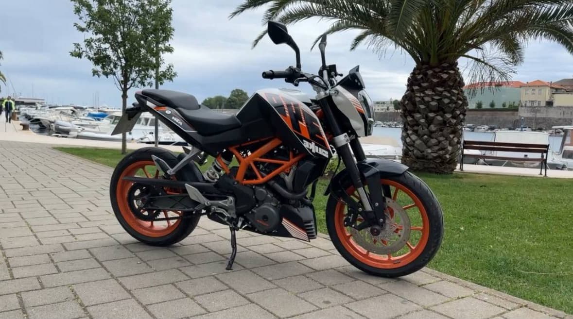 KTM Duke 390